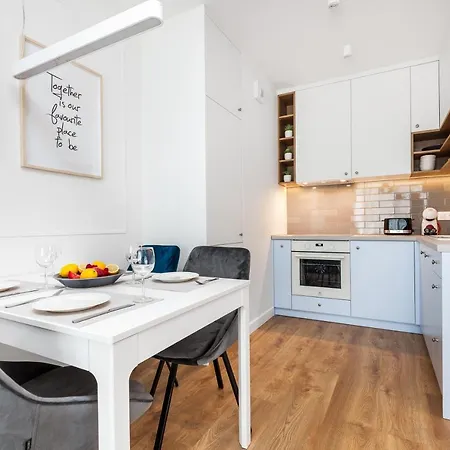 Apartment Spektrum Tower By Happy