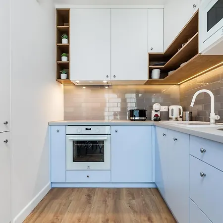 Apartment Spektrum Tower By Happy